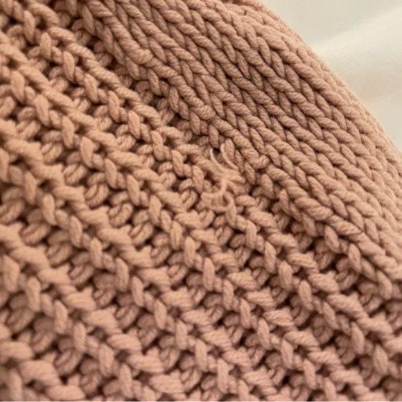 ✨3 for $25✨H&M Knit Sweater - Picture 4 of 4